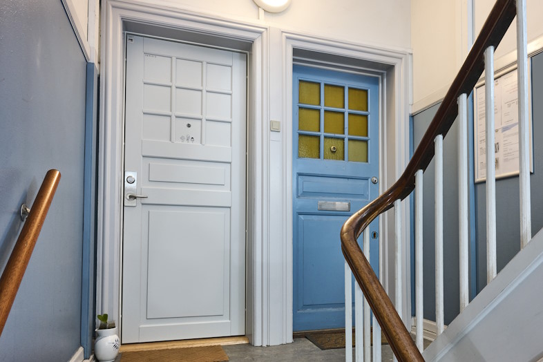 Dørproducenten Swedoor tilbyder et bredt sortiment af entrédøre til boligforeninger