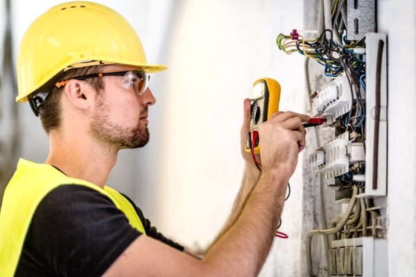 Vidste du, at elektriske fejl er størst under vedligeholdelsesarbejde?
